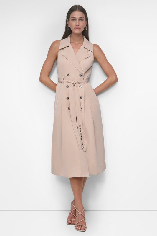 SLEEVELESS DOUBLE BREAST FITTED COAT