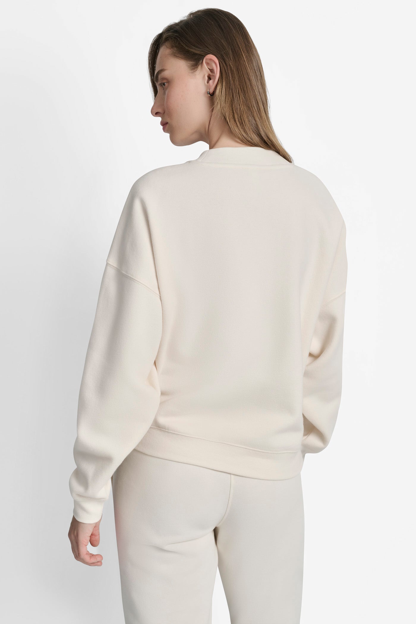 DKNY LOGO CREWNECK SWEATSHIRT