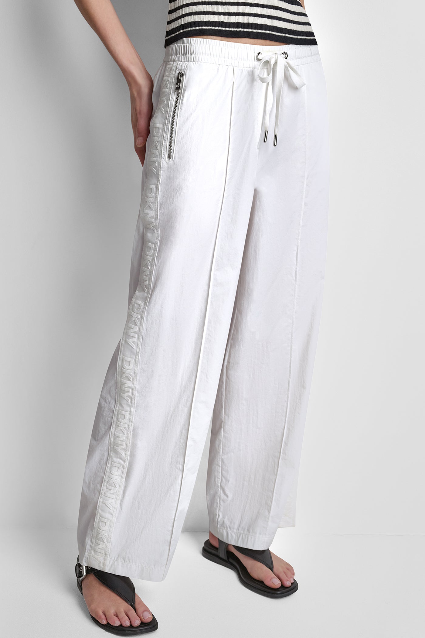 FRNT SEAM NYLON LOGO