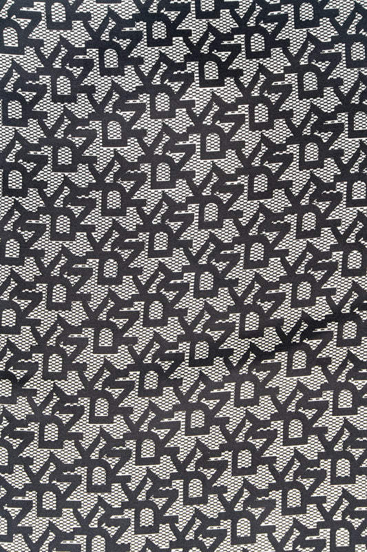 OBLONG BLOCK LOGO SCARF