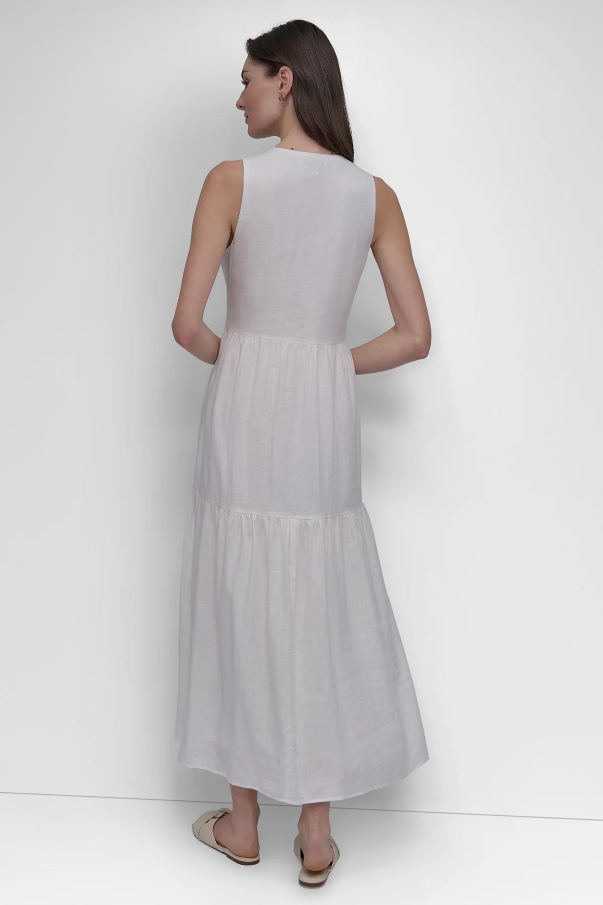 SLEEVELESS TIERED MAXI DRESS