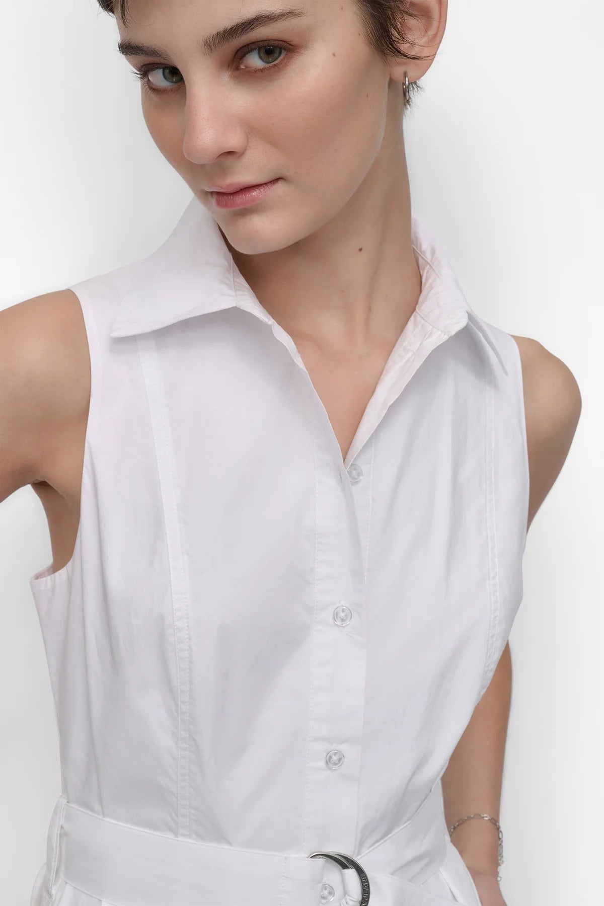 DROPPED WAIST SLEEVE