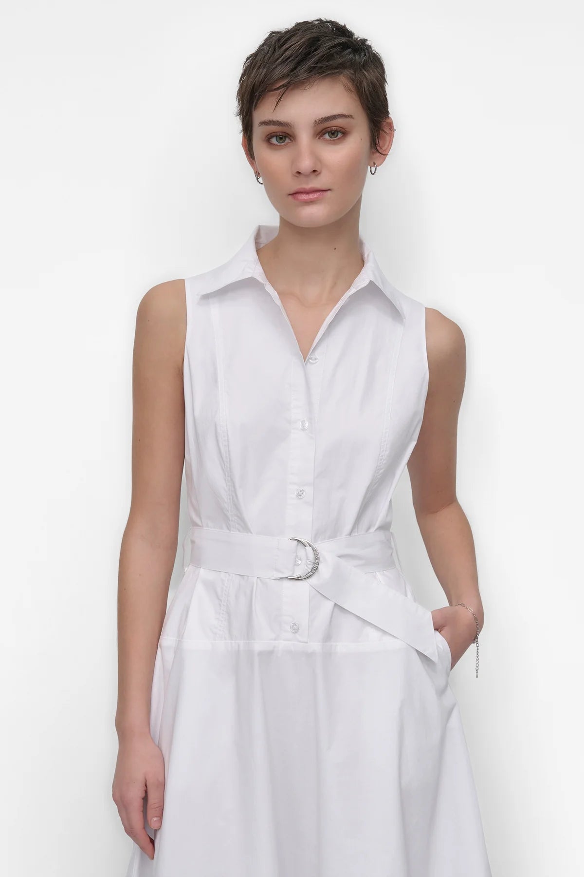 DROPPED WAIST SLEEVE