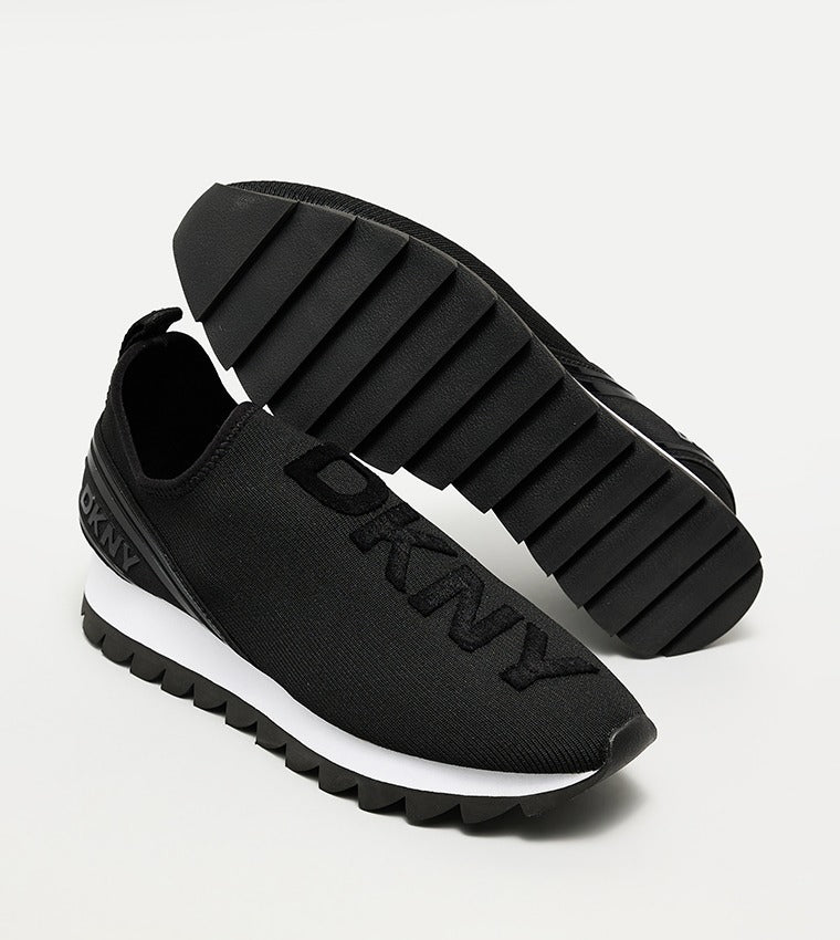 ABBI SLIP ON SNEAKER