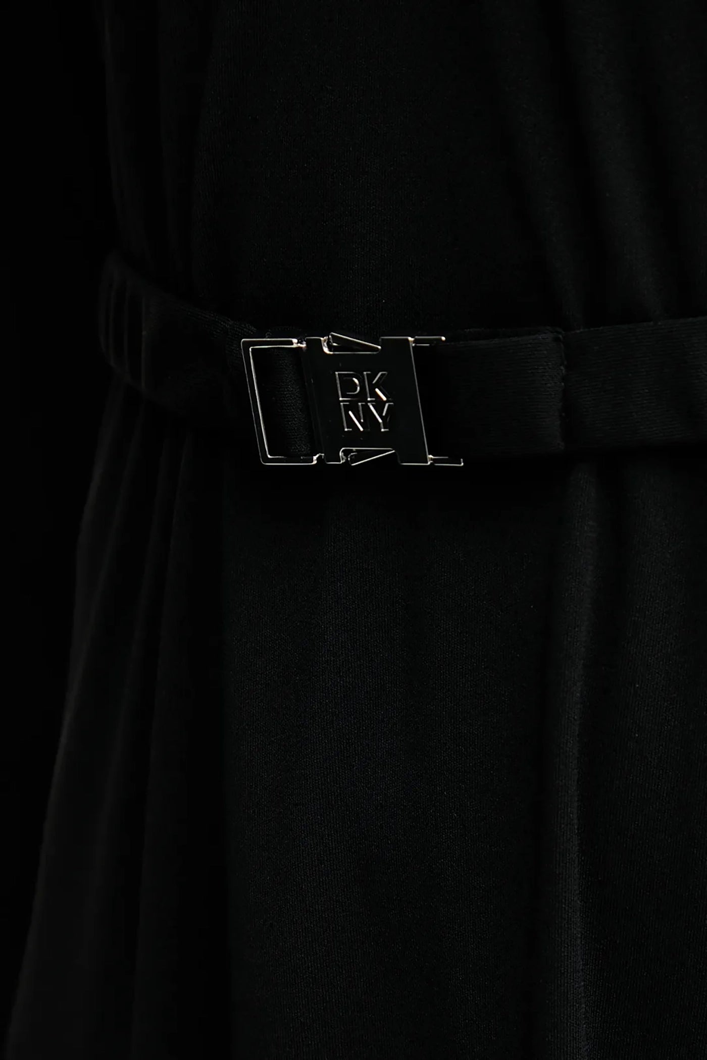 بلوزة متوسطة الطول بياقة L/S