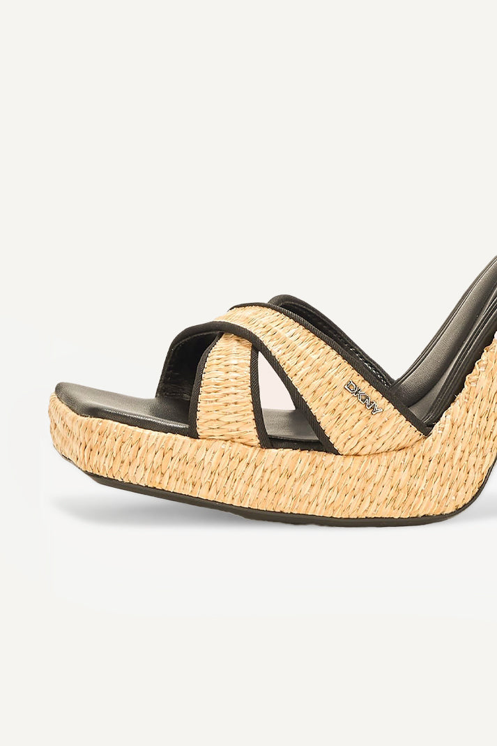LINDA ANKLE STRAP BLOCK HEELS