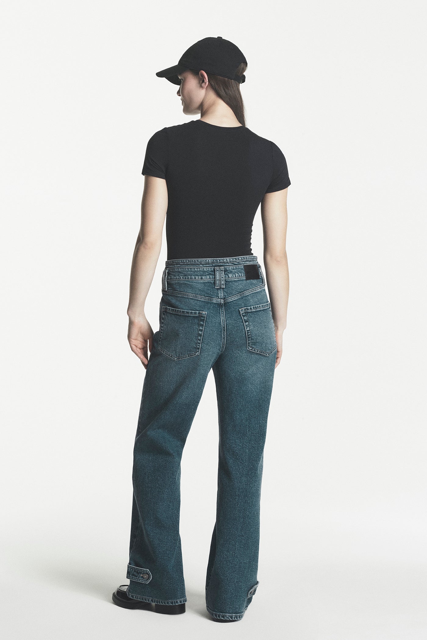 Wide-Leg Denim Pant