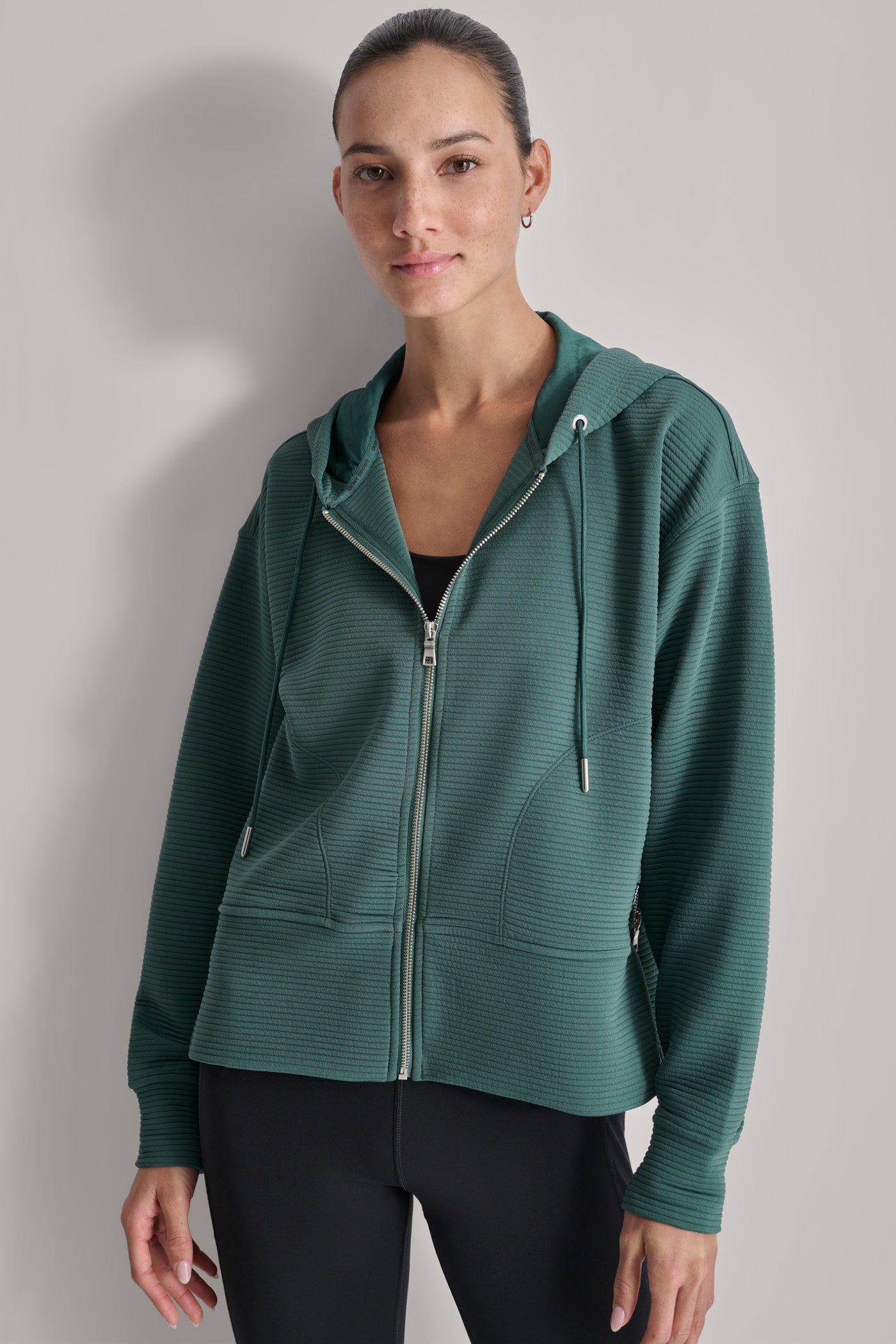 FULL ZIP HOODIE WITH POCKETS