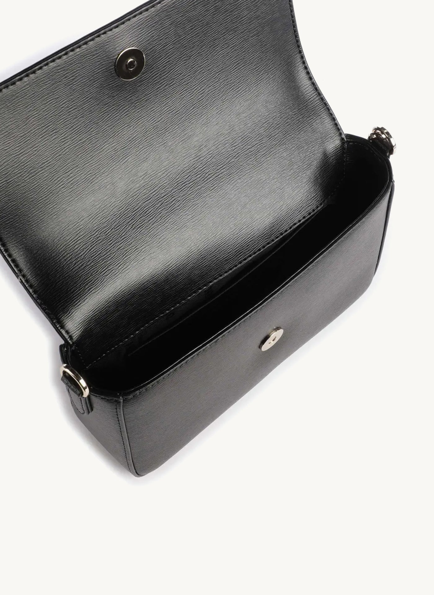 Bryant Park Medium Flap - Black