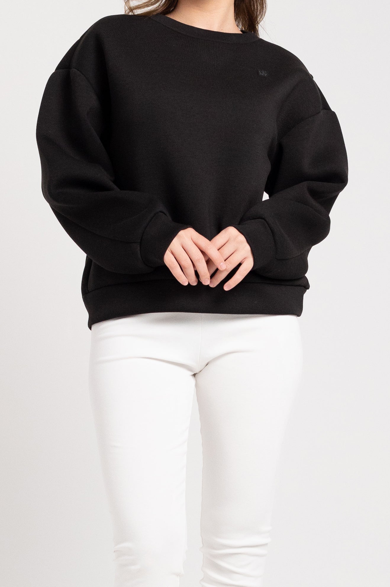 LONG SLEEVE CREW NECK SWEATSHIRT