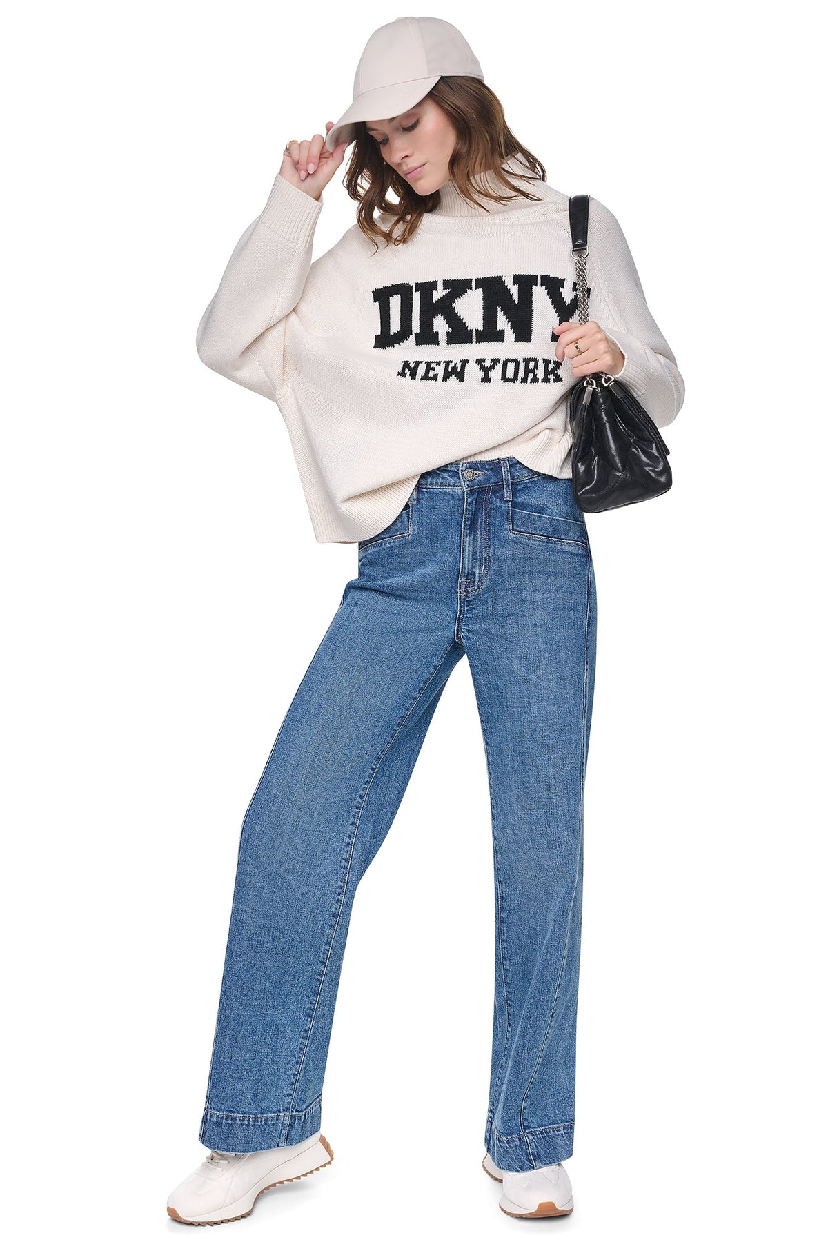 OVERSIZED LOGO SWEATER