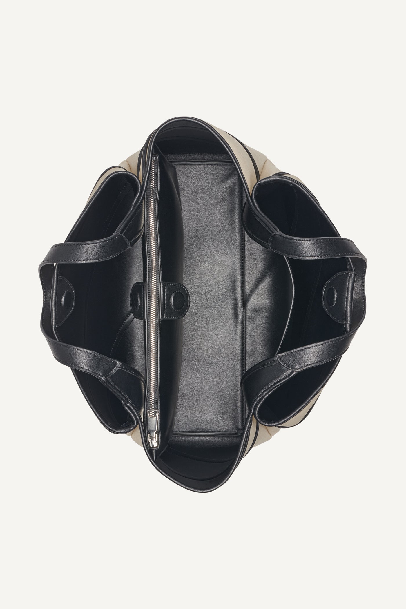 حقيبة توت ويلا