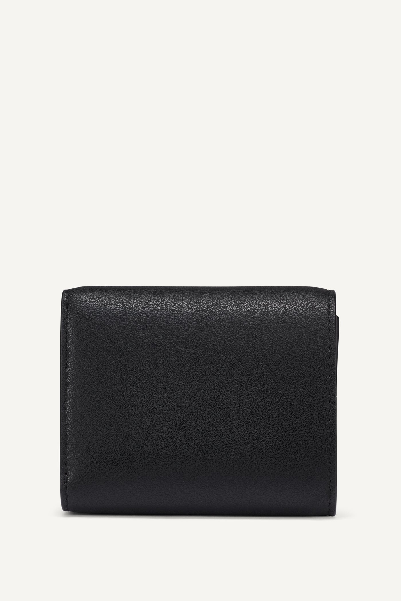 محفظة دارسي بحجم صغير