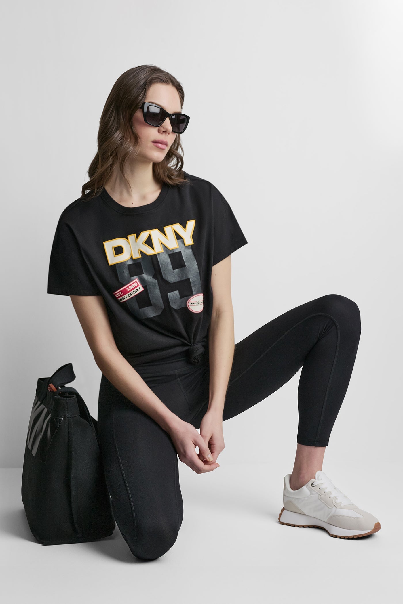 COTTON AND MODAL-BLEND COLLEGIATE LOGO HI-LOW TEE