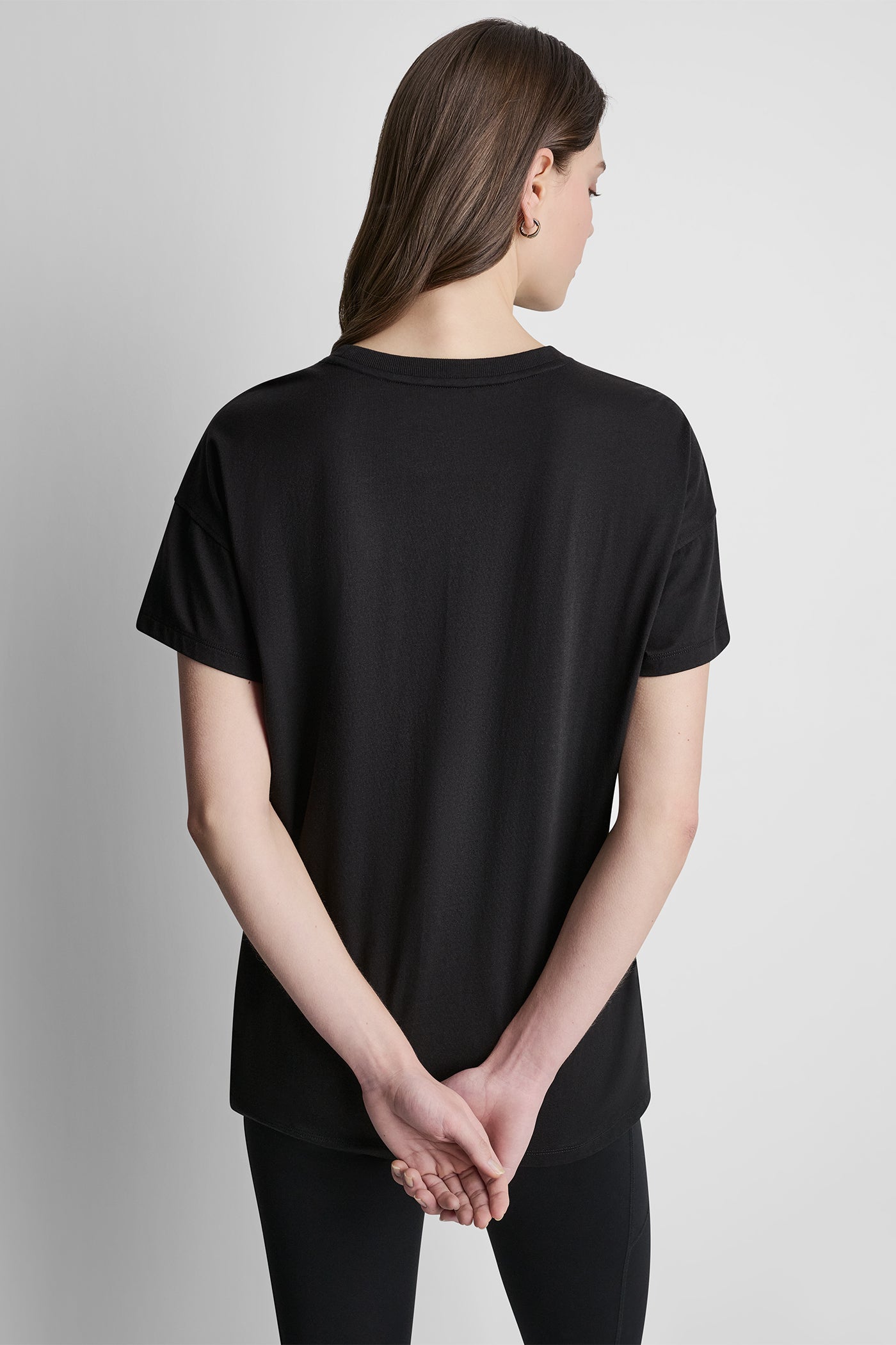 COTTON AND MODAL-BLEND COLLEGIATE LOGO HI-LOW TEE