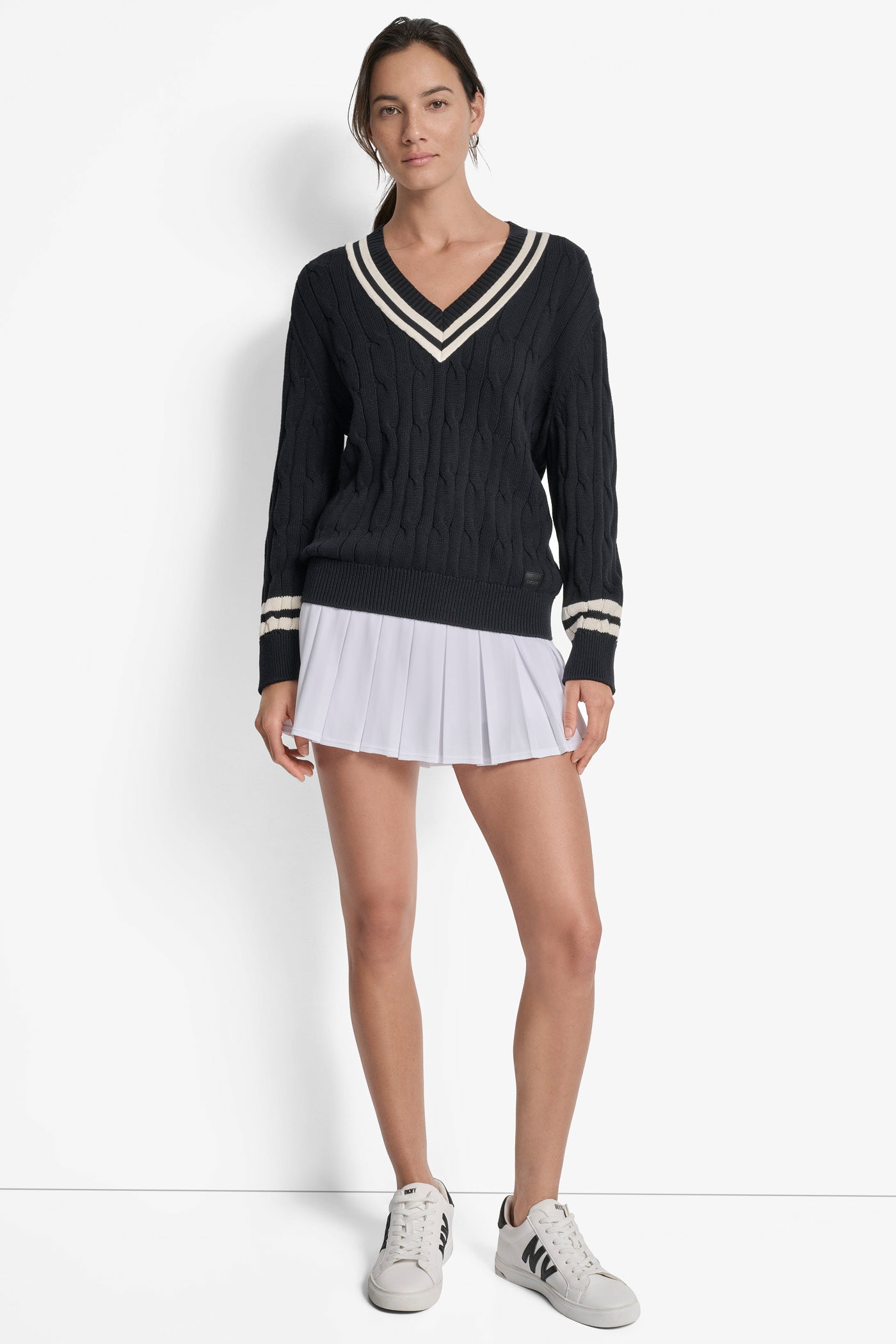 CABLE LONG SLEEVE SWEATER