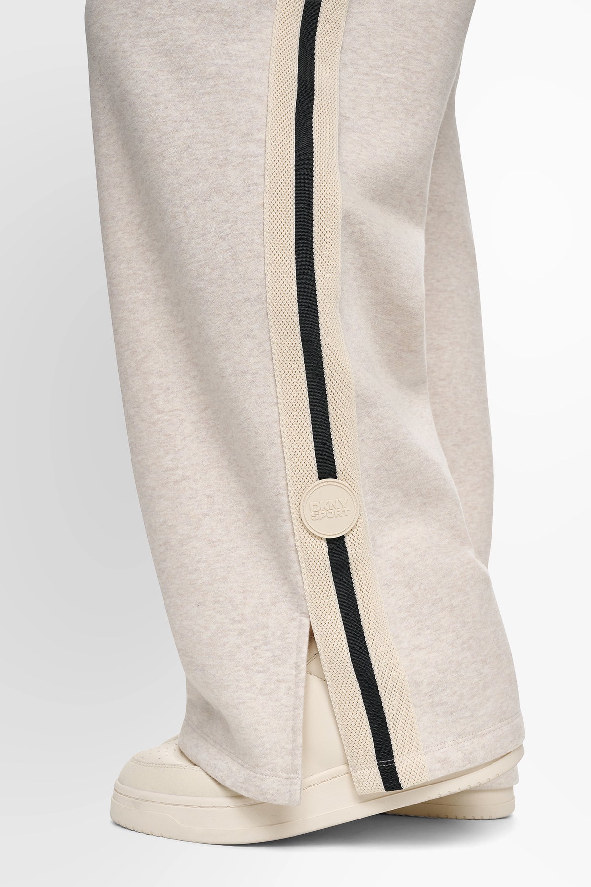HIGH-RISE STRAIGHT LEG TRACK PANT