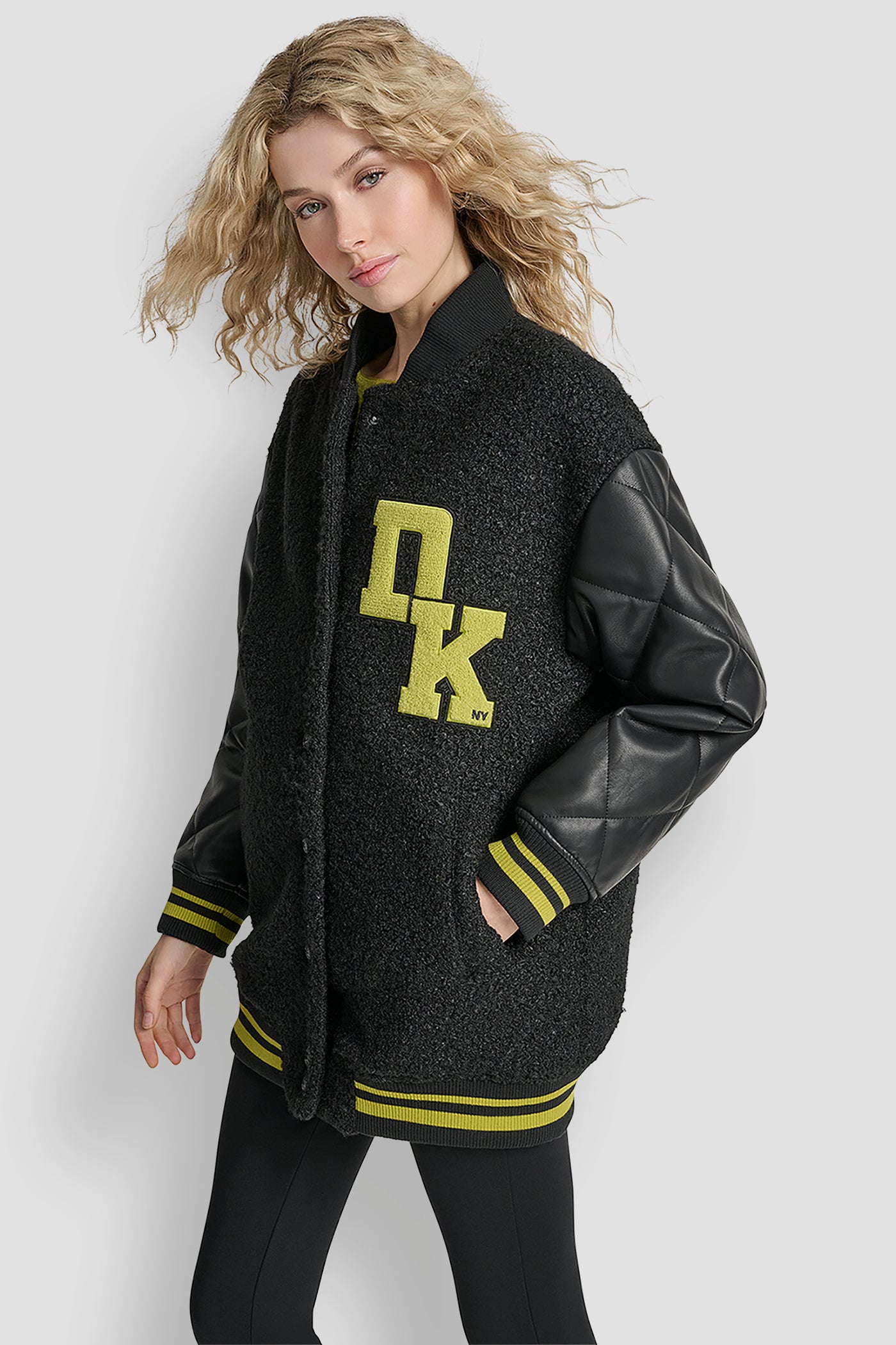 LONG SLEEVE TIGHT BOUCLE LOGO JACKET