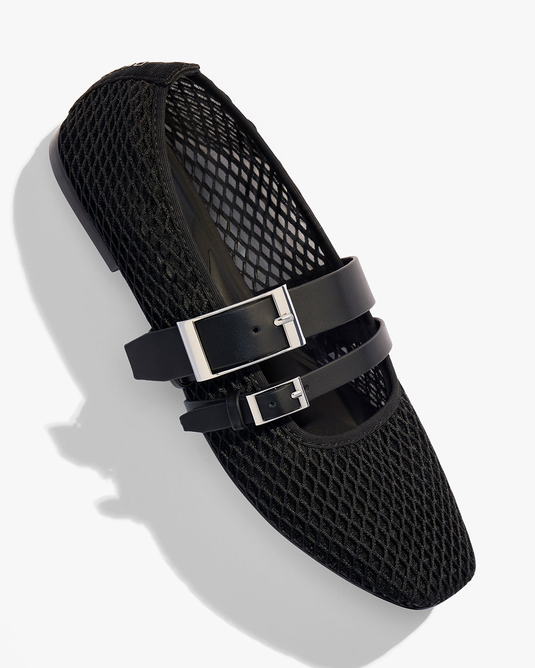 SANDAL