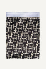 وشاح مربع بشعار