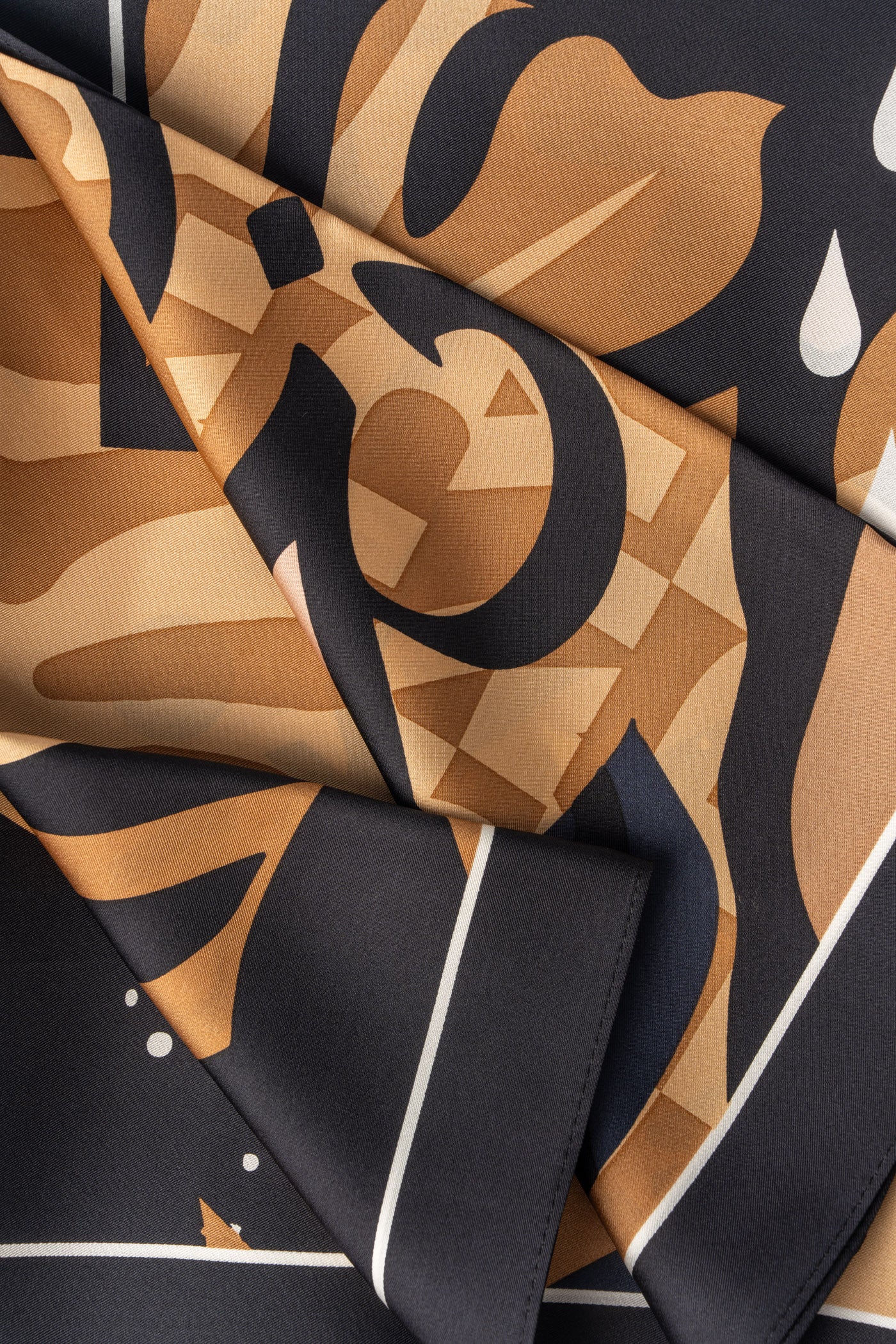 DKNY X DINA SAADI OBLONG RAMADAN SCARF