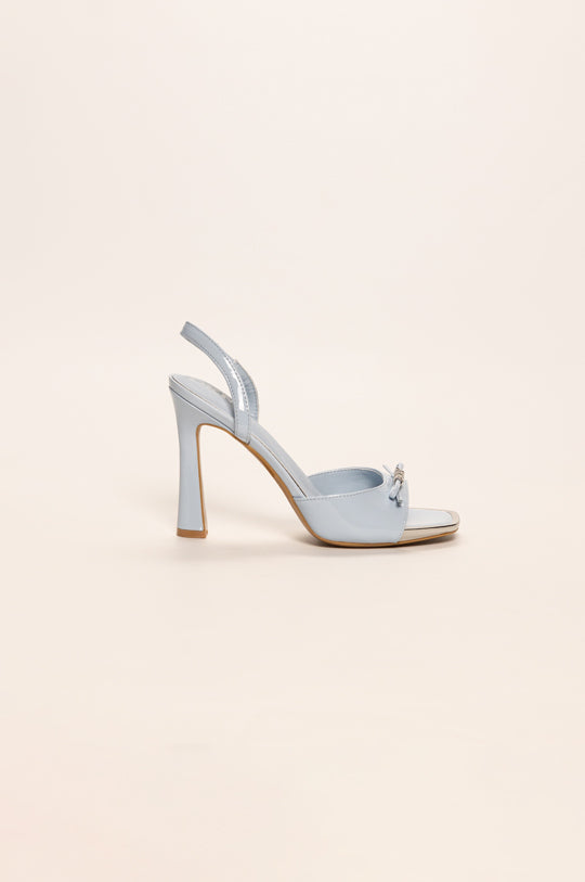 CAMARA SLINGBACK PEEP TOE PUMP