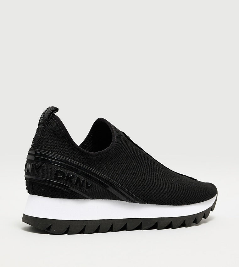 ABBI SLIP ON SNEAKER