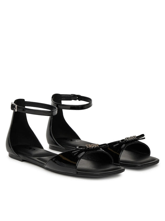 DAZEY FLAT W/ ANKLE STRAP