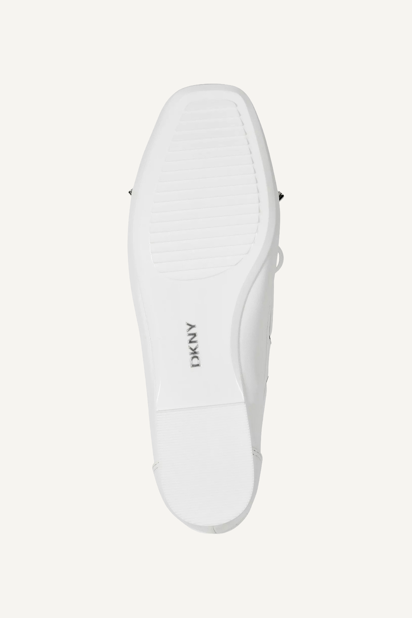 حذاء دلمار بقصة عريضة - B