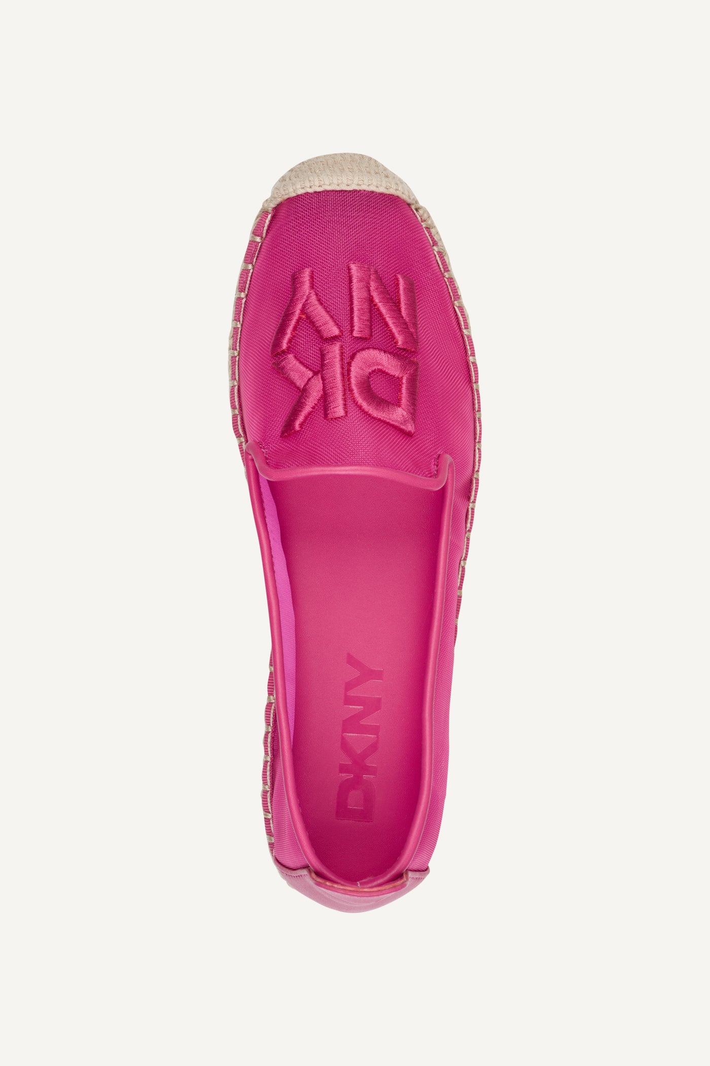 حذاء ميريتا مسطح بقصة عريضة