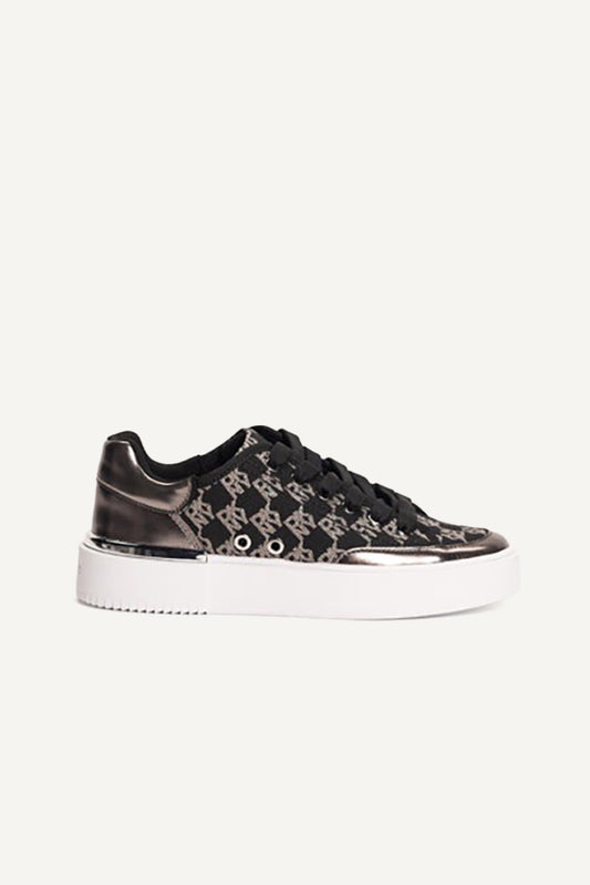 BRADLEY LACE UP SNEAKER