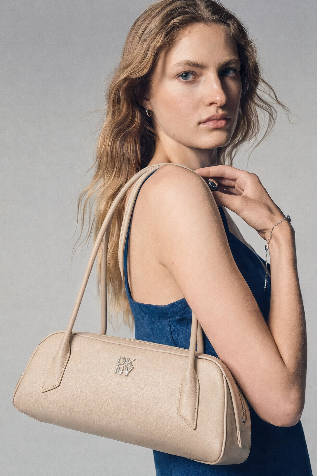 حقيبة كتف تيانا إيست ويست